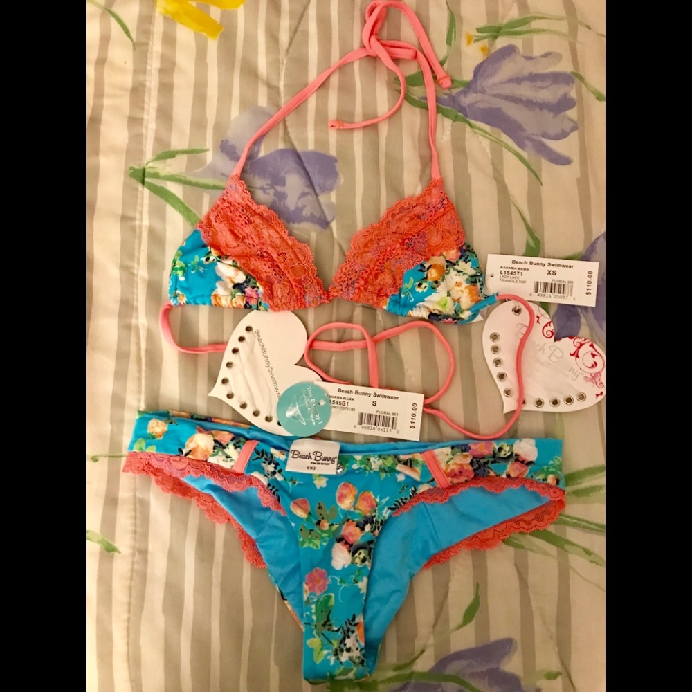 Beach Bunny Swimwear